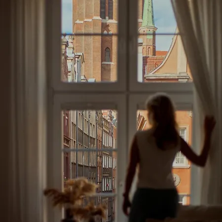 Old Town Pure White By Downtown Apartment *