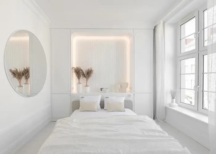 Апартаменты Old Town Pure White By Downtown